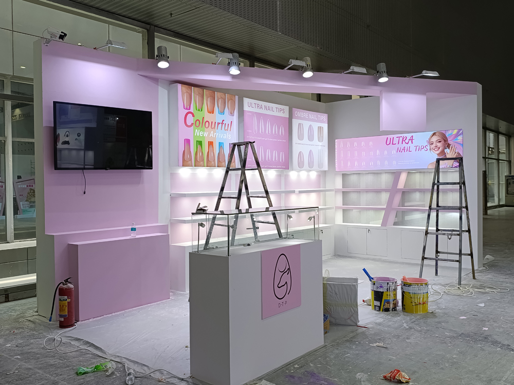 DTP美甲展臺搭建第二天現場效果