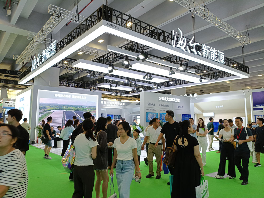 海爾新能源展臺(tái)搭建現(xiàn)場效果