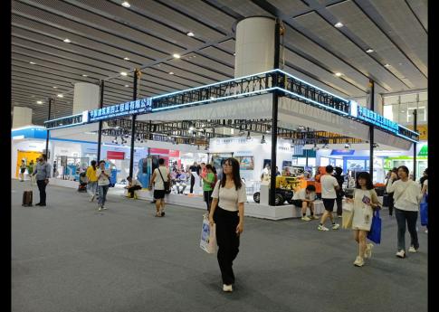 2025年7月廣州建博會開展現(xiàn)場